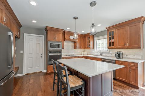 2015 Cromwell Dr, Wheaton, IL 60189 photo 6