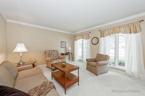 2015 Cromwell Dr, Wheaton, IL 60189 photo 4