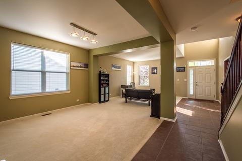 3093 Chalkstone Ave, Elgin, IL 60124 photo 10