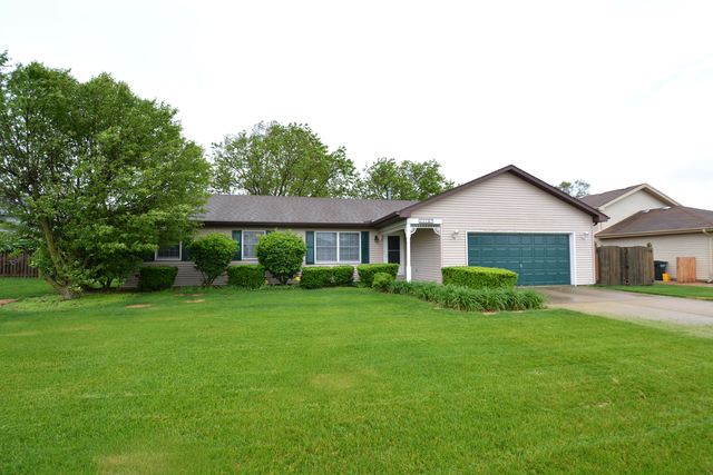 516 E Walnut St E, Peotone, IL 60468 photo 1