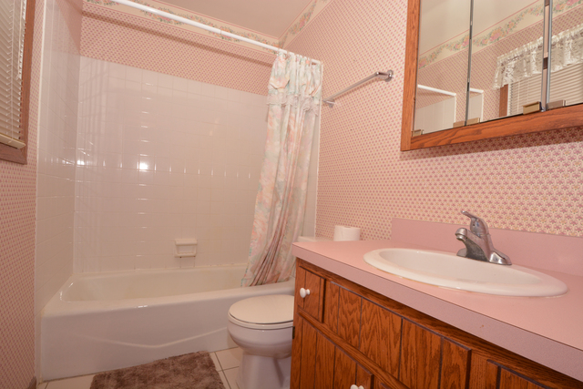 516 E Walnut St E, Peotone, IL 60468 photo 15