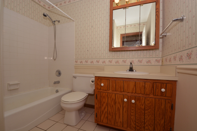 516 E Walnut St E, Peotone, IL 60468 photo 20