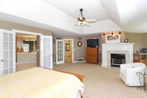 1907 Wicklow Rd, Naperville, IL 60564 photo 12