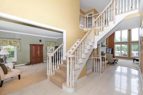 1907 Wicklow Rd, Naperville, IL 60564 photo 2