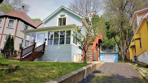 391 Wellington Ave, Elgin, IL 60120 photo 2
