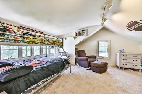 317 Addison Rd, Riverside, IL 60546 photo 11