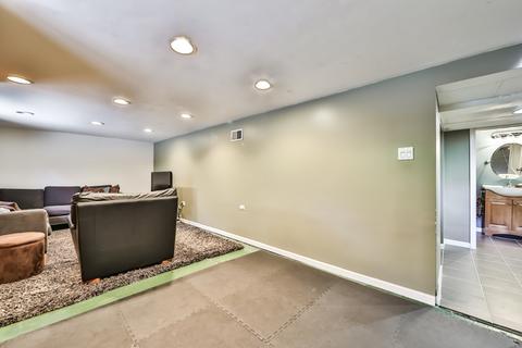 317 Addison Rd, Riverside, IL 60546 photo 14