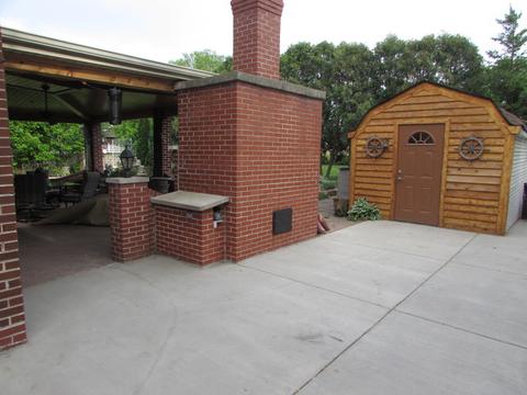 1611 E Cedar Ln, Mount Prospect, IL 60056 photo 25