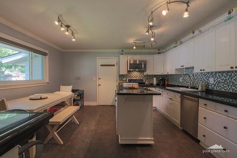 1245 Mallard Dr, Elgin, IL 60123 photo 8