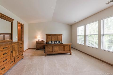 1562 Matthew Dr, Algonquin, IL 60102 photo 13