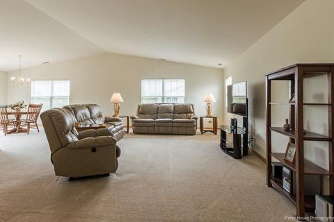 1562 Matthew Dr, Algonquin, IL 60102 photo 11