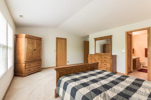1562 Matthew Dr, Algonquin, IL 60102 photo 14