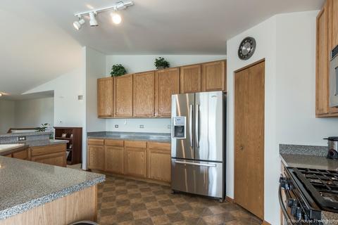 1562 Matthew Dr, Algonquin, IL 60102 photo 6