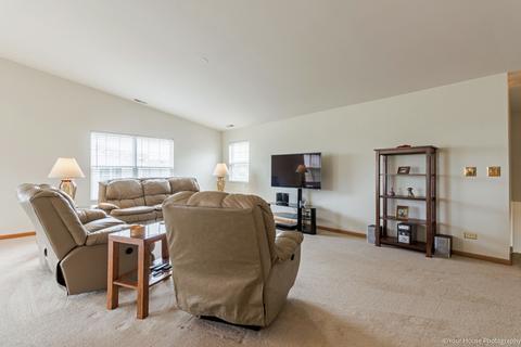 1562 Matthew Dr, Algonquin, IL 60102 photo 10