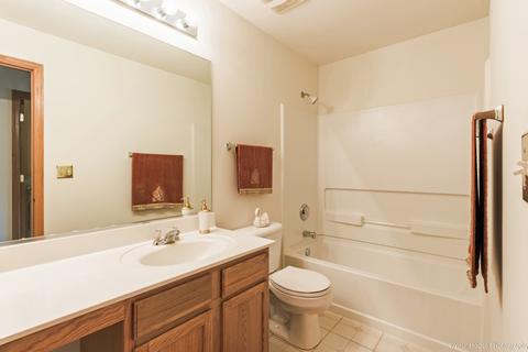 1562 Matthew Dr, Algonquin, IL 60102 photo 19