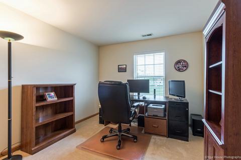 1562 Matthew Dr, Algonquin, IL 60102 photo 17