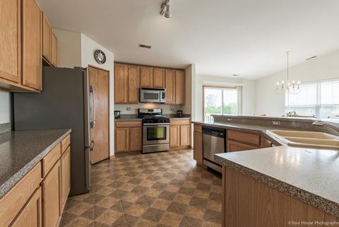 1562 Matthew Dr, Algonquin, IL 60102 photo 5