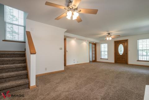 210 Sheldon Ave, Campus, IL 60920 photo 8