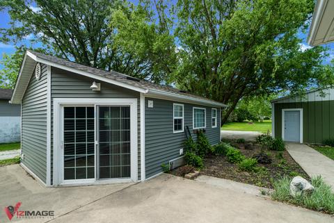 210 Sheldon Ave, Campus, IL 60920 photo 4