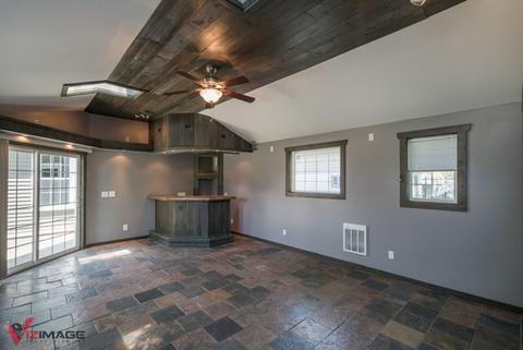 210 Sheldon Ave, Campus, IL 60920 photo 25
