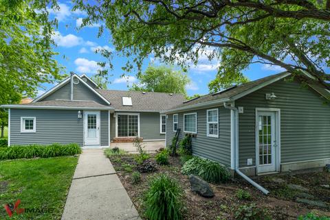 210 Sheldon Ave, Campus, IL 60920 photo 3