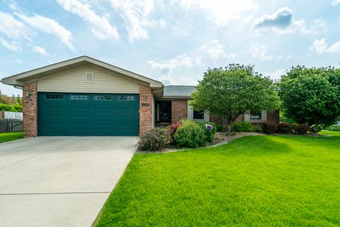 16205 Fairfield Dr, Plainfield, IL 60586 photo 1