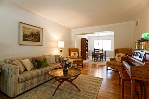 1165 Hull Ct, Aurora, IL 60504 photo 4
