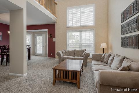 5455 Mcdonough Rd, Hoffman Estates, IL 60192 photo 2