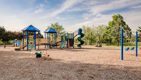 5455 Mcdonough Rd, Hoffman Estates, IL 60192 photo 18
