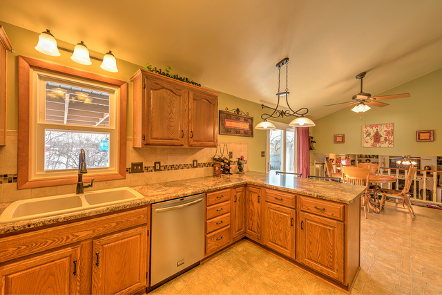 2723 Morningside Dr, Schererville, IN 46375 photo 6