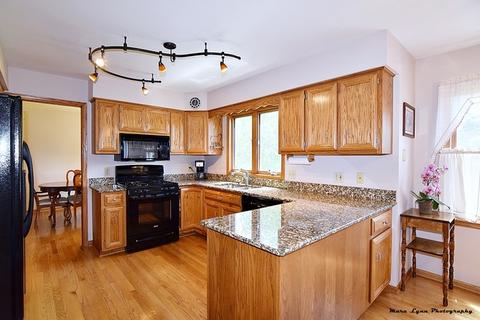 441 E Reader St, Elburn, IL 60119 photo 8