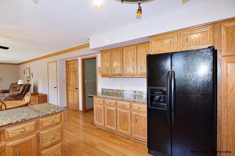 441 E Reader St, Elburn, IL 60119 photo 9