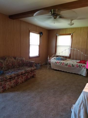1955 Paul St, Ottawa, IL 61350 photo 3