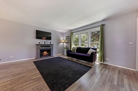 1413 Coolidge Ave, Wheaton, IL 60189 photo 3