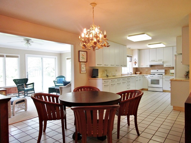 32 W050 Army Trail Rd, Wayne, IL 60184 photo 7
