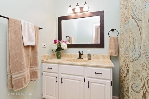 3004 Hawk Ln, Rolling Meadows, IL 60008 photo 9