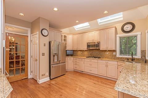 4 N584 Mountain Ash Dr, Wayne, IL 60184 photo 8