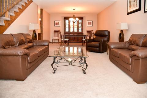 758 Kristy Ln, Wheeling, IL 60090 photo 4