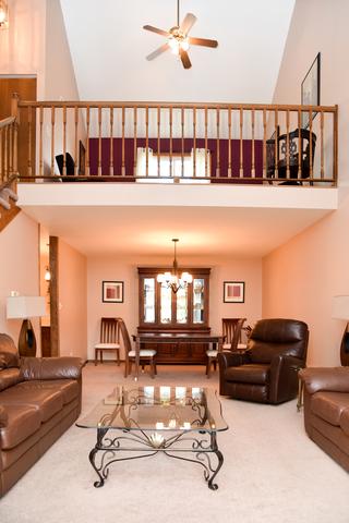 758 Kristy Ln, Wheeling, IL 60090 photo 5