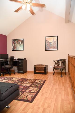 758 Kristy Ln, Wheeling, IL 60090 photo 23