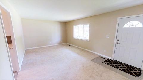 3205 Sylvan Dr, Champaign, IL 61821 photo 6