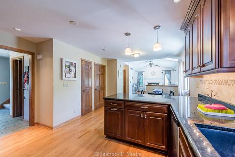 433 E Reader St, Elburn, IL 60119 photo 10