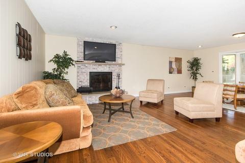 616 Burning Tree Ln, Naperville, IL 60563 photo 6