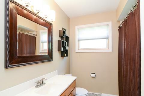 3317 Bernice Rd, Lansing, IL 60438 photo 7