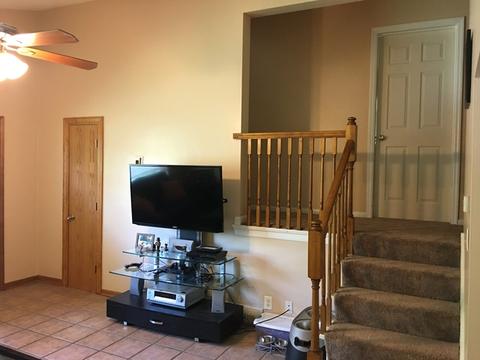 910 Black Partridge Rd, Mchenry, IL 60051 photo 9