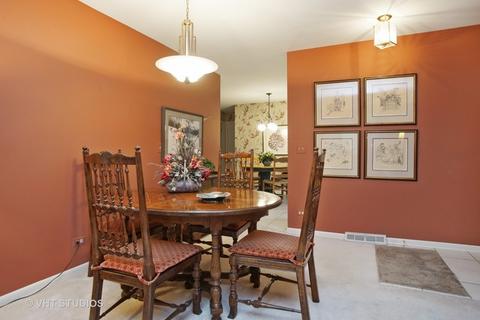 472 E Lorraine Ave, Addison, IL 60101 photo 3