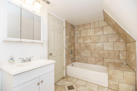 516 E 45th St, Chicago, IL 60653 photo 24