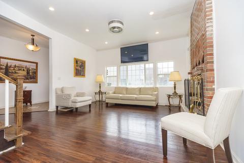 516 E 45th St, Chicago, IL 60653 photo 11