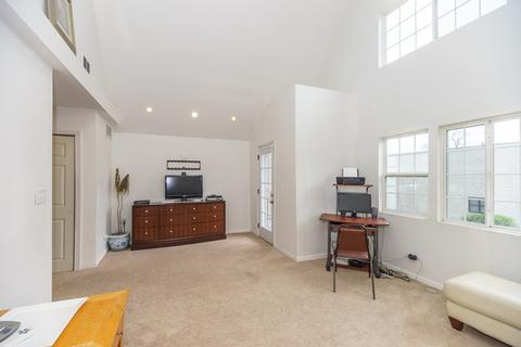 516 E 45th St, Chicago, IL 60653 photo 14