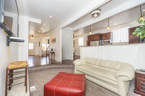 516 E 45th St, Chicago, IL 60653 photo 5